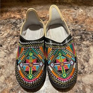 Colorful Embroidered Women's Moccasins
